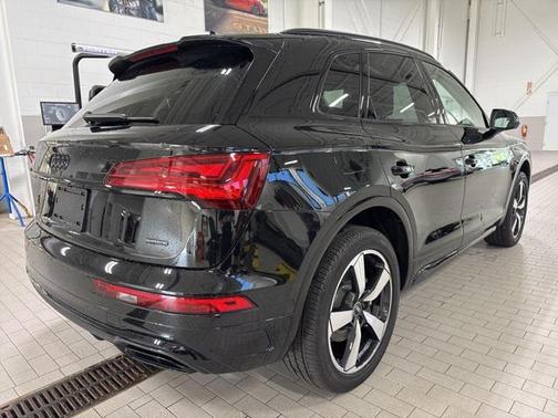 2023 Audi Q5 45 S line Prestige