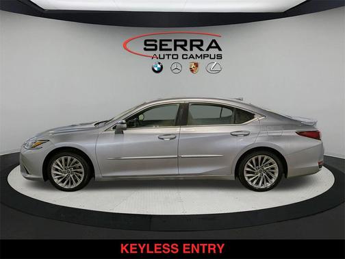 2023 Lexus ES 300h Luxury