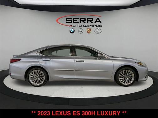 2023 Lexus ES 300h Luxury