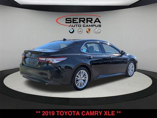 2019 Toyota Camry XLE