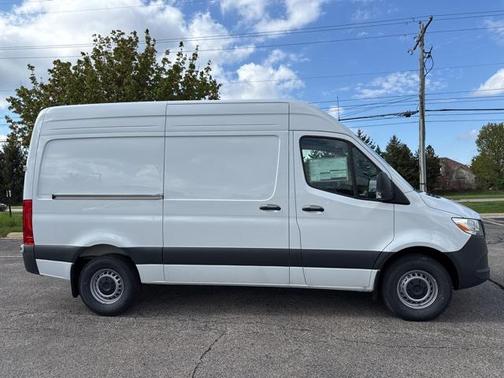 2025 Mercedes-Benz Sprinter 2500 Standard Roof