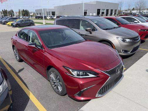 Matador Red Mica 2021 Lexus ES 250 Base