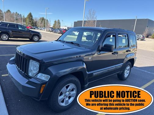 Dark Charcoal Pearlcoat 2011 Jeep Liberty Sport SUV