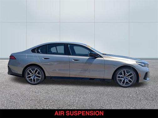 2024 BMW i5 M60