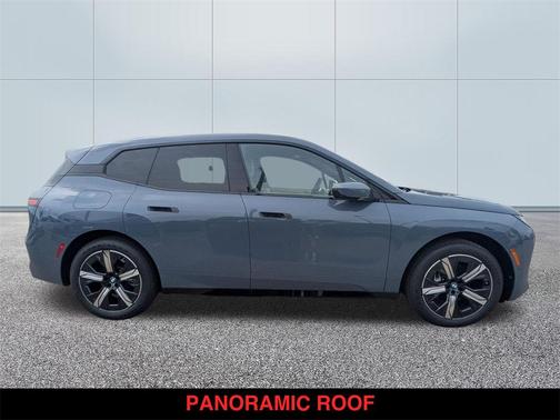 2026 BMW iX xDrive60