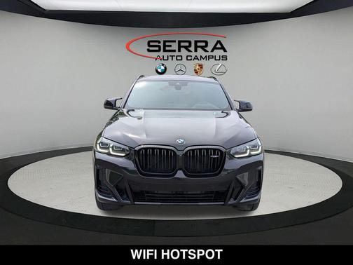 Black 2024 BMW X4 M40i