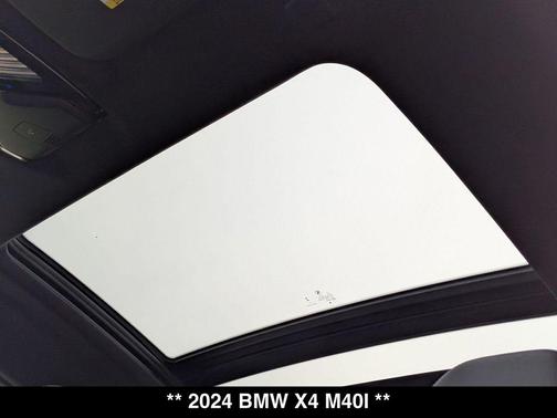 Black 2024 BMW X4 M40i