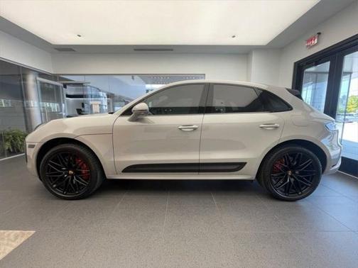2024 Porsche Macan GTS