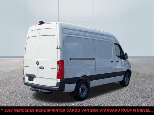 2025 Mercedes-Benz Sprinter 2500 Standard Roof