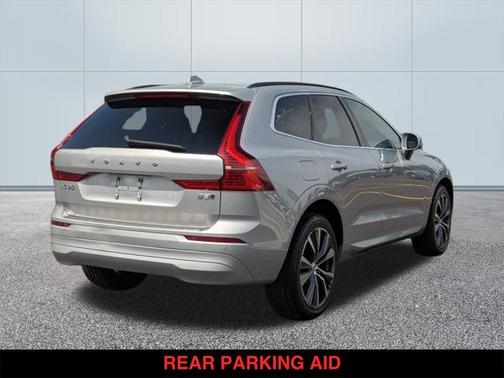 2022 Volvo XC60 B5 Momentum