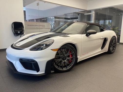 2025 Porsche 718 Spyder RS