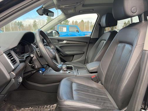 2020 Audi Q5 45 Premium Plus