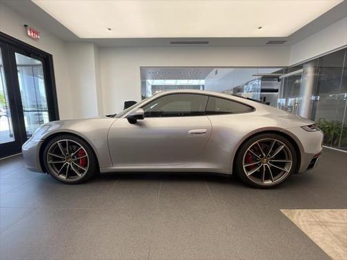 2020 Porsche 911 Carrera 4S