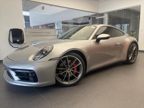 2020 Porsche 911 Carrera 4S