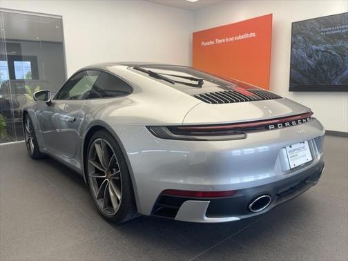 2020 Porsche 911 Carrera 4S
