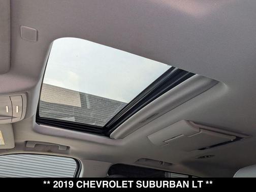 Shadow Gray Metallic 2019 Chevrolet Suburban LT
