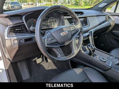 Crystal White Tricoat 2023 Cadillac XT5 Premium Luxury