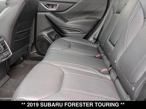 Crystal White Pearl 2019 Subaru Forester Touring