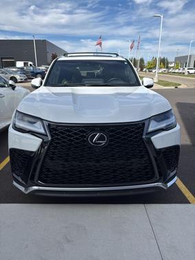 2022 Lexus LX 600 Base
