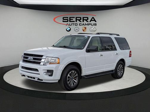 Oxford White 2017 Ford Expedition XLT