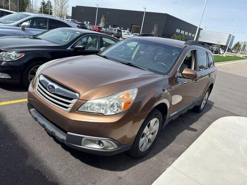 Caramel Bronze Pearl 2012 Subaru Outback 2.5i Premium