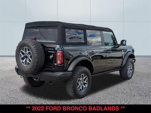 2022 Ford Bronco Badlands