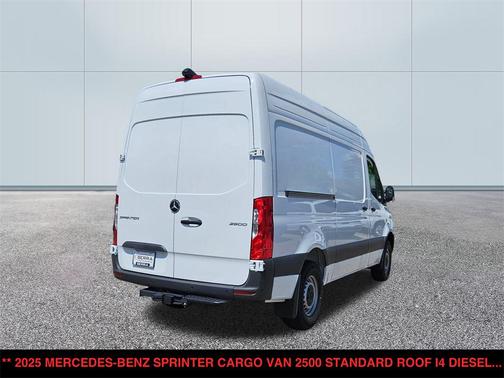 2025 Mercedes-Benz Sprinter 2500 Standard Roof
