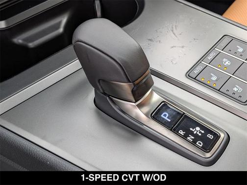 2025 Lexus UX 300h Premium