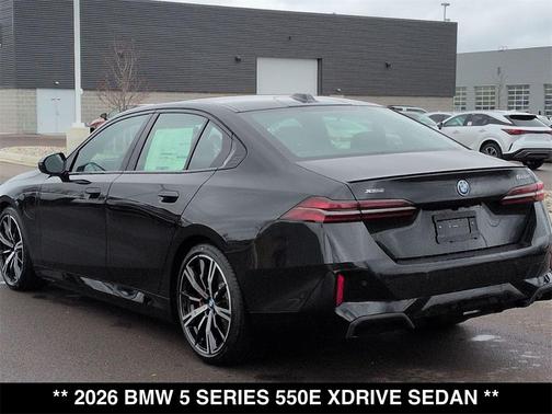 2026 BMW 550e xDrive