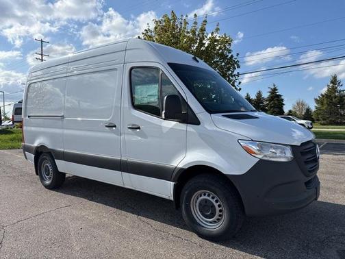 2025 Mercedes-Benz Sprinter 2500 Standard Roof