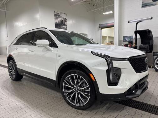 2025 Cadillac XT4 Sport