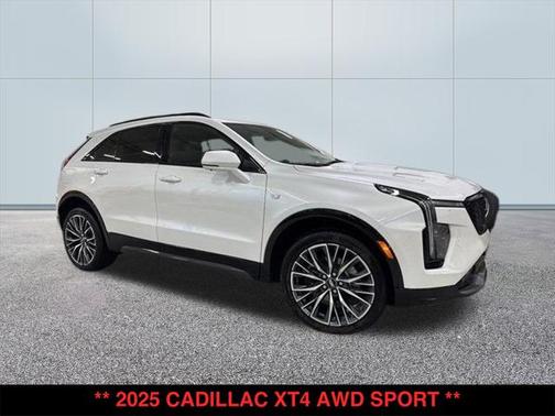 2025 Cadillac XT4 Sport