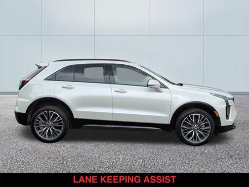2025 Cadillac XT4 Sport