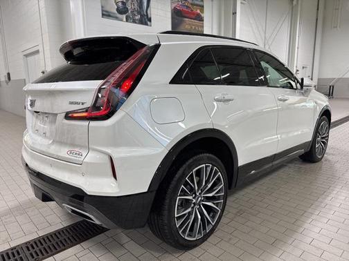 2025 Cadillac XT4 Sport