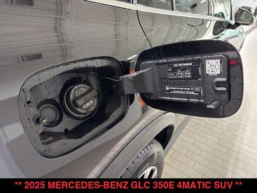 2025 Mercedes-Benz GLC 350e Base