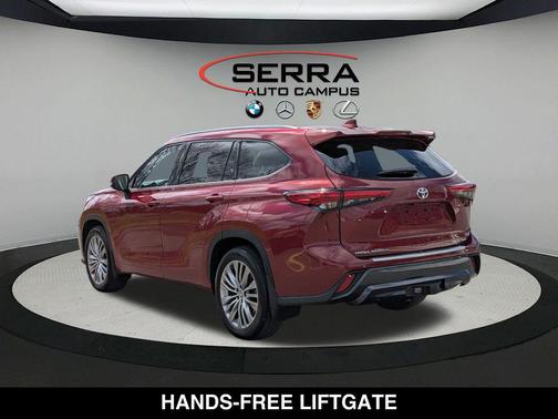 Ruby Flare Pearl 2022 Toyota Highlander Platinum