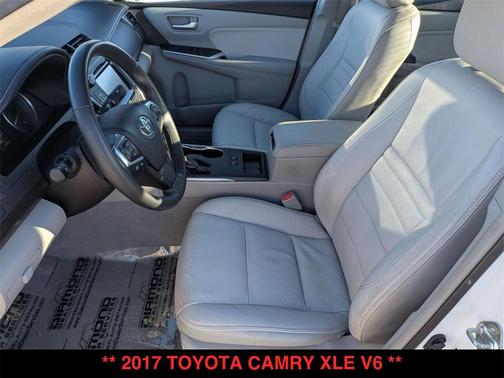 2017 Toyota Camry XLE