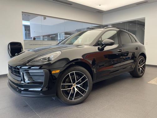 2025 Porsche Macan