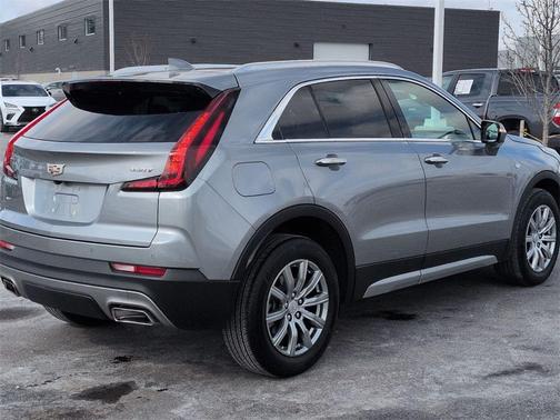 2023 Cadillac XT4 Premium Luxury