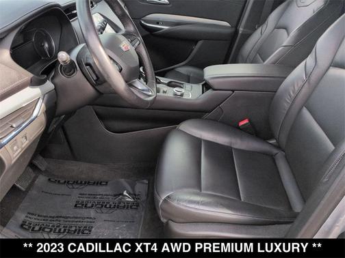 2023 Cadillac XT4 Premium Luxury