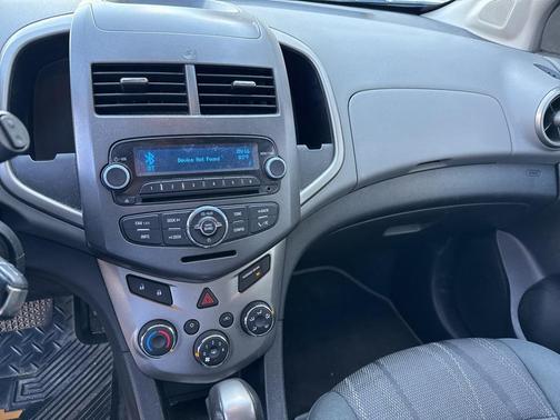 2012 Chevrolet Sonic 2LT