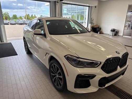 2023 BMW X6 xDrive40i