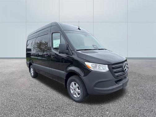 2025 Mercedes-Benz Sprinter 2500 Standard Roof