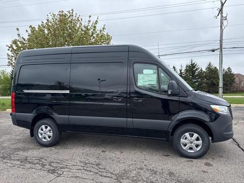 2025 Mercedes-Benz Sprinter 2500 Standard Roof