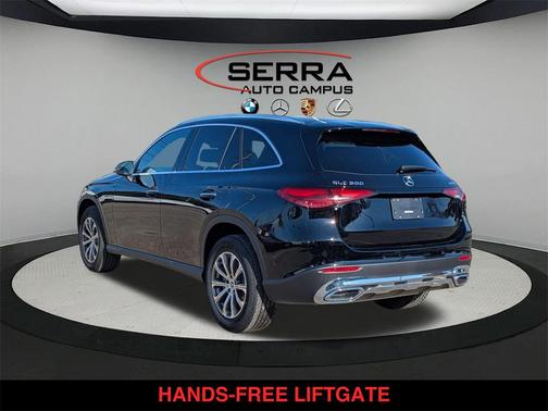 2026 Mercedes-Benz GLC 300 4MATIC