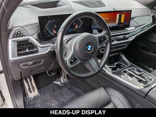 Alpine White 2023 BMW X7 xDrive40i