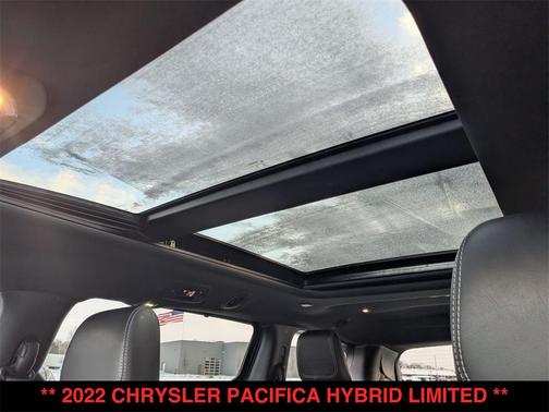2022 Chrysler Pacifica Hybrid Limited