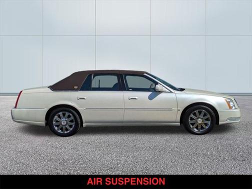2008 Cadillac DTS Base