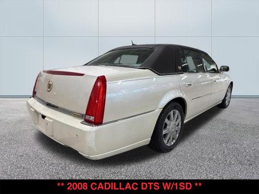 2008 Cadillac DTS Base