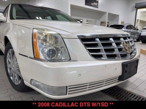 2008 Cadillac DTS Base